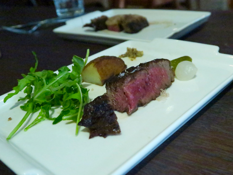 台北市東區：A community 餐酒館《時尚混搭異國創意料理》