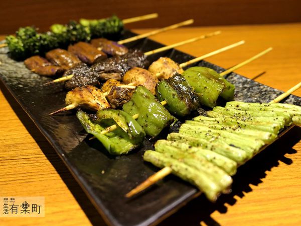 【台北中山美食】柒串燒屋：超便宜銅板價美味串燒，上班族最愛小酌好地點，平價串燒宵夜聚餐推薦，外帶內用都適合