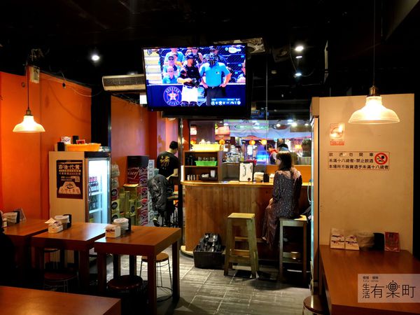 【台北中山美食】柒串燒屋：超便宜銅板價美味串燒，上班族最愛小酌好地點，平價串燒宵夜聚餐推薦，外帶內用都適合