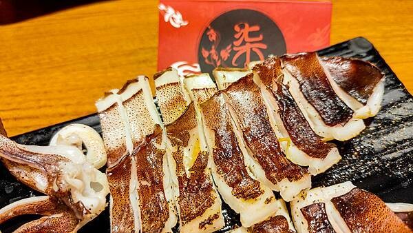 【台北美食】柒串燒屋｜一串只要１９元起！超便宜台式居酒屋，ＣＰ值很高哦！