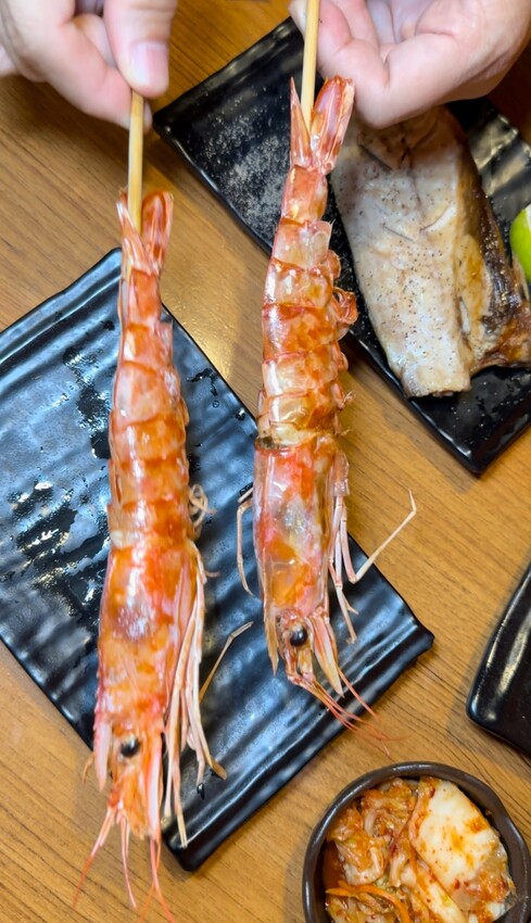 【善導寺站】柒串燒-十年老字號串燒居酒屋4.6星好評,一支串燒12元起,和風焦糖、經點椒鹽、德州風味三種調