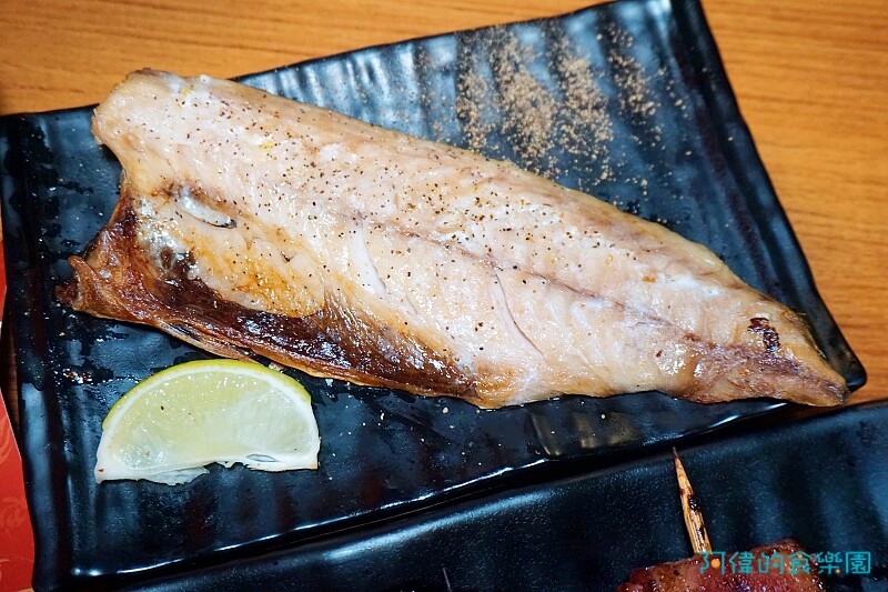 【善導寺站】柒串燒-十年老字號串燒居酒屋4.6星好評,一支串燒12元起,和風焦糖、經點椒鹽、德州風味三種調