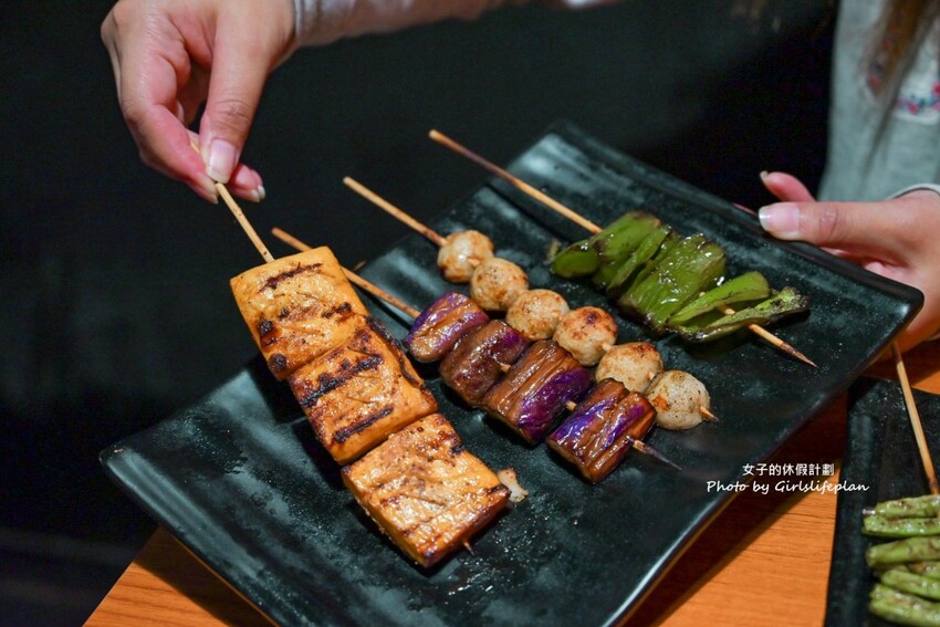 秘醬串燒19元起想吃什麼隨意拿，超高優質平價居酒屋