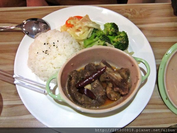 IMG_0373-2.JPG IMG_0373-2.JPG