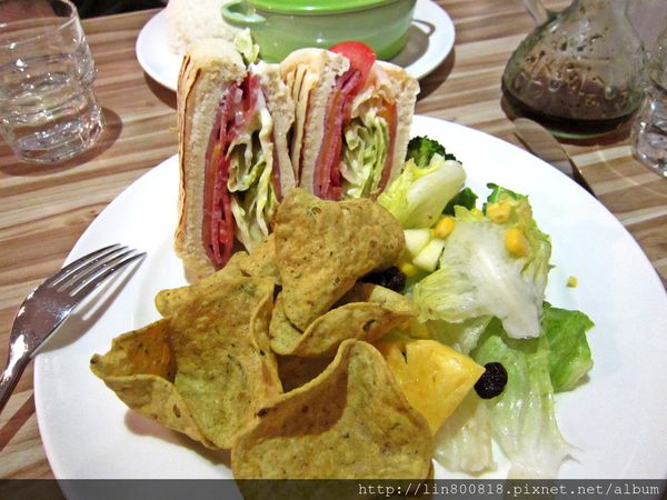 IMG_0372-2.JPG IMG_0372-2.JPG