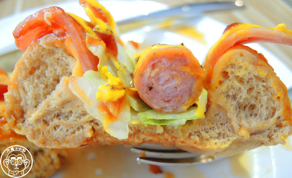 THE WHO 框影咖啡：呷飽祙【台北信義･The Who Cafe 框影】立體貓臉拉花好萌阿