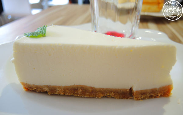 THE WHO 框影咖啡：呷飽祙【台北信義･The Who Cafe 框影】立體貓臉拉花好萌阿