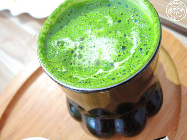 THE WHO 框影咖啡：呷飽祙【台北信義･The Who Cafe 框影】立體貓臉拉花好萌阿