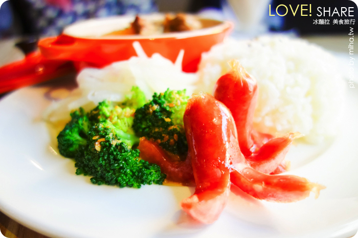 立體貓拉花咖啡