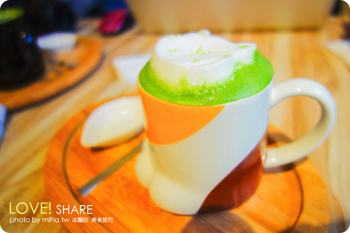 立體貓拉花咖啡