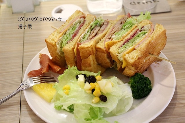 IMG_7798.JPG IMG_7798.JPG