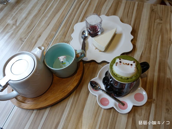 淡水信義線-101/世貿站-超厲害立體貓臉歐雷還有一隻超壯碩店貓~The Who Cafe 框影咖啡(信義店)~