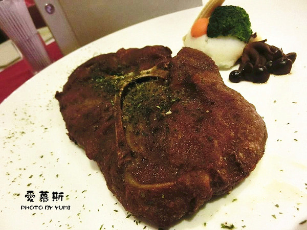 愛慕斯IMOUSI牛排：【口碑券§第75彈】約會餐廳首選❤頂級牛排味蕾饗宴@愛慕斯IMOUSI牛排饗宴