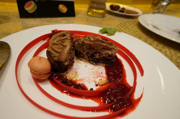 安娜可可藝術坊(法式拉糖甜點專賣(微風松高店))：安娜可可藝術坊♥ 法式拉糖甜點 ♥創意繽紛甜品 ♥ anna cocoa