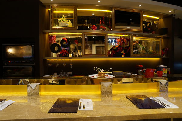 安娜可可藝術坊(法式拉糖甜點專賣(微風松高店))：安娜可可藝術坊♥ 法式拉糖甜點 ♥創意繽紛甜品 ♥ anna cocoa