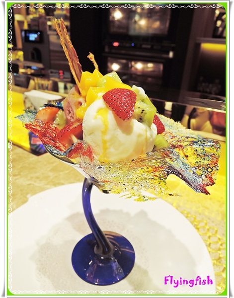 安娜可可藝術坊(法式拉糖甜點專賣(微風松高店)): ✜ 逗陣來呷現點現做滴華麗精緻法式拉糖甜點!-「安娜可可藝術坊-法式拉糖甜點專賣(微風松高店)」(* ̄︶ ̄*) 安娜可可藝術坊(法式拉糖甜點專賣(微風松高店)): ✜ 逗陣來呷現點現做滴華麗精緻法式拉糖甜點!-「安娜可可藝術坊-法式拉糖甜點專賣(微風松高店)」(* ̄︶ ̄*)