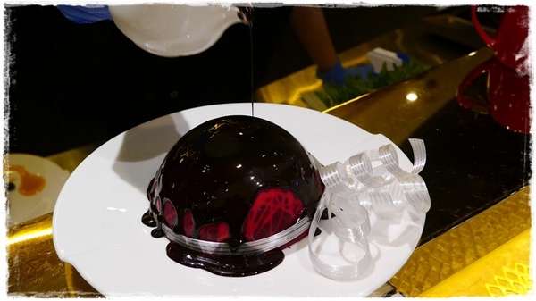 安娜可可藝術坊(法式拉糖甜點專賣(微風松高店))：【台北◍•ᴗ•◍信義區】美食・[下午茶]Anna Cocoa Art 安娜可可藝術坊微風松高店食記✯捷運市政府站｜愛的熔岩讓熱巧克力融化少女心