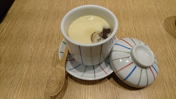 大戶屋(漢神巨蛋店):高雄漢神巨蛋~大戶屋 OOTOYA~來自日本的家庭定食~推美味海陸炸物拼盤~ 大戶屋(漢神巨蛋店):高雄漢神巨蛋~大戶屋 OOTOYA~來自日本的家庭定食~推美味海陸炸物拼盤~