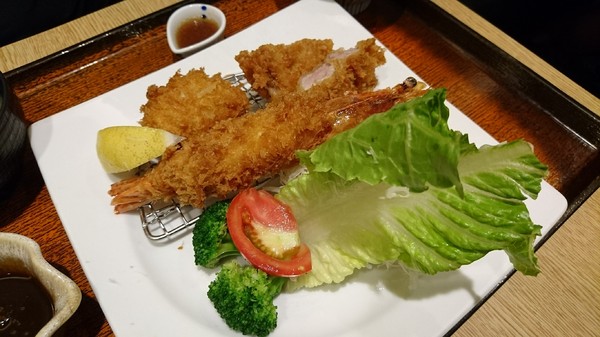 大戶屋(漢神巨蛋店):高雄漢神巨蛋~大戶屋 OOTOYA~來自日本的家庭定食~推美味海陸炸物拼盤~ 大戶屋(漢神巨蛋店):高雄漢神巨蛋~大戶屋 OOTOYA~來自日本的家庭定食~推美味海陸炸物拼盤~