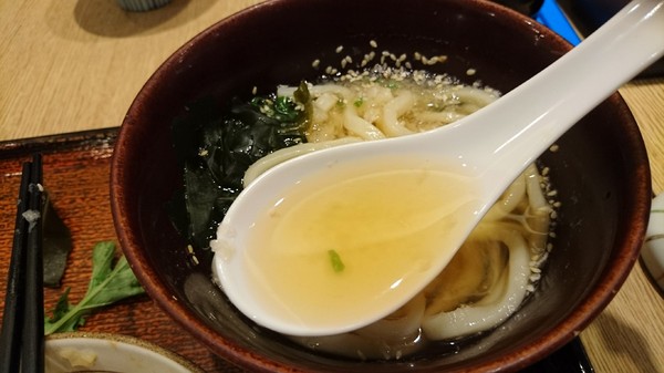 大戶屋(漢神巨蛋店):高雄漢神巨蛋~大戶屋 OOTOYA~來自日本的家庭定食~推美味海陸炸物拼盤~ 大戶屋(漢神巨蛋店):高雄漢神巨蛋~大戶屋 OOTOYA~來自日本的家庭定食~推美味海陸炸物拼盤~