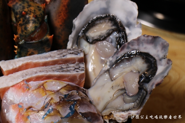 忻殿堂鍋物專賣店:東區活海鮮火鍋/涮涮鍋『忻殿堂鍋物專賣店』捷運忠孝復興站