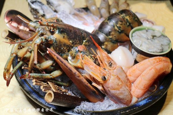 忻殿堂鍋物專賣店:東區活海鮮火鍋/涮涮鍋『忻殿堂鍋物專賣店』捷運忠孝復興站