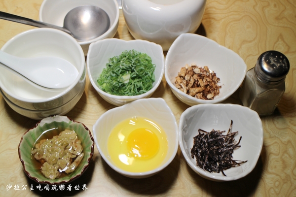 忻殿堂鍋物專賣店:東區活海鮮火鍋/涮涮鍋『忻殿堂鍋物專賣店』捷運忠孝復興站
