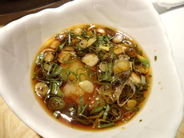 【東區火鍋】要麼去橘色，要麼來忻殿堂鍋物專賣店-活海鮮、prime等級肉品