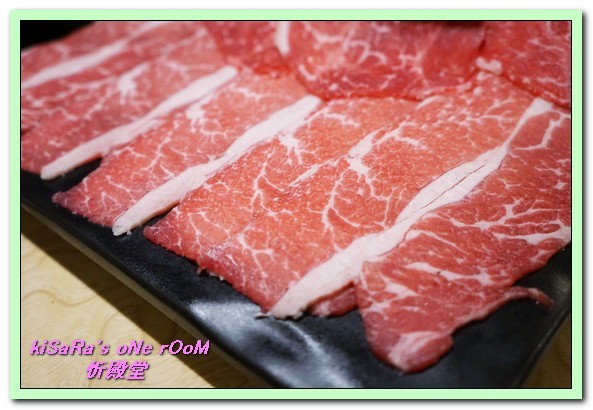 忻殿堂鍋物專賣店：東區火鍋．南洋風情叻沙鍋與食肉者的天堂──忻殿堂