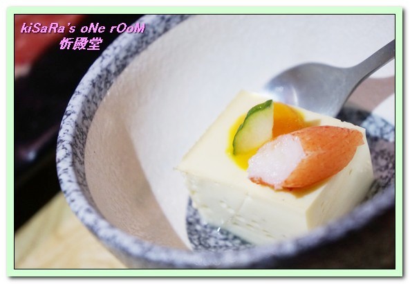 忻殿堂鍋物專賣店：東區火鍋．南洋風情叻沙鍋與食肉者的天堂──忻殿堂