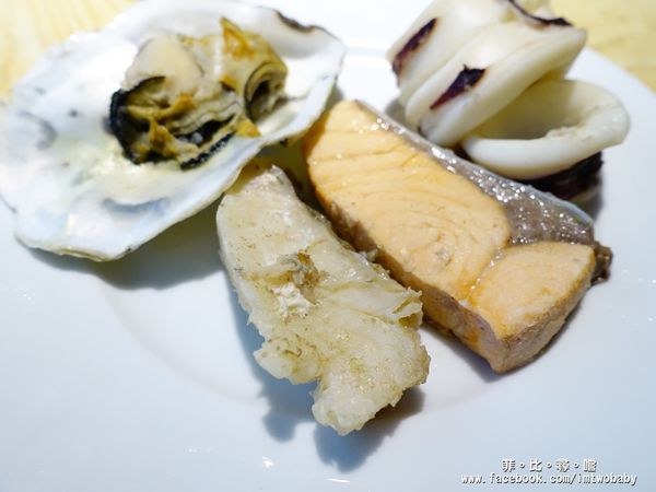 忻殿堂鍋物專賣店：【捷運美食】東區火鍋 忻殿堂日式鍋物 Hot Pot 現流活海鮮 平價頂級的美食饗宴 黃金一品雜炊讓您吃過會懷念！東區涮涮鍋推薦