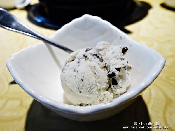 忻殿堂鍋物專賣店：【捷運美食】東區火鍋 忻殿堂日式鍋物 Hot Pot 現流活海鮮 平價頂級的美食饗宴 黃金一品雜炊讓您吃過會懷念！東區涮涮鍋推薦