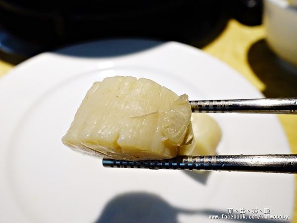 忻殿堂鍋物專賣店：【捷運美食】東區火鍋 忻殿堂日式鍋物 Hot Pot 現流活海鮮 平價頂級的美食饗宴 黃金一品雜炊讓您吃過會懷念！東區涮涮鍋推薦