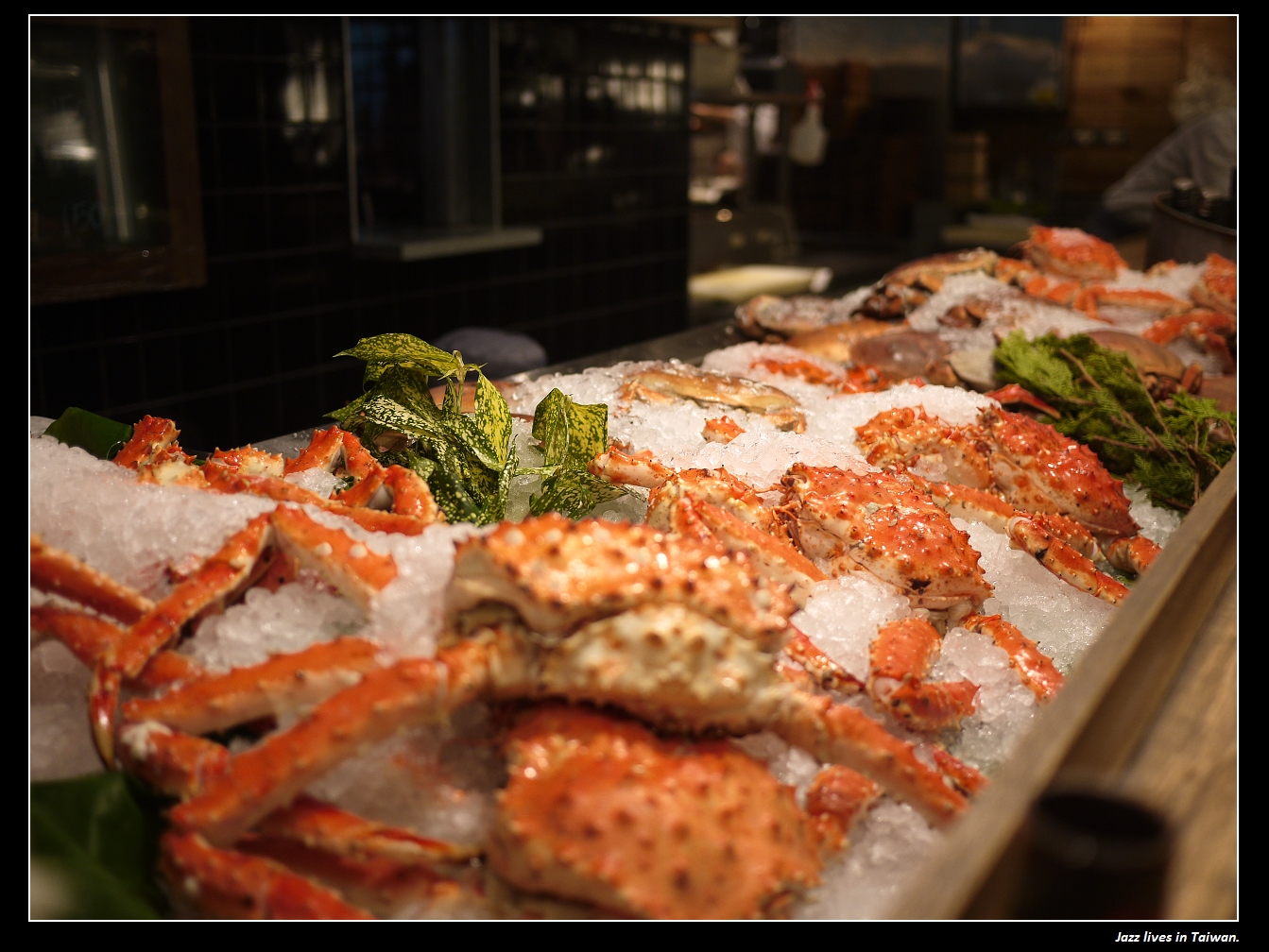 [上引水產-快意鮮味吧] 網友們稱之台北築地市場, 熊七加嘎大蝦~