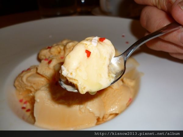 上菜囉法式餐廳 Viva la fete：平易近人的用餐環境,戰斧豬排的初体驗--上菜囉 法式餐廳 Viva la fete体驗心得