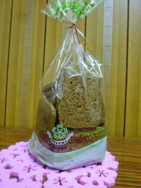 【苗栗頭份/點心】小鎮的神秘餅乾店,奶油爆炸的提拉米蘇與紅茶餅乾.蘇打夾心-杏福瓦舍