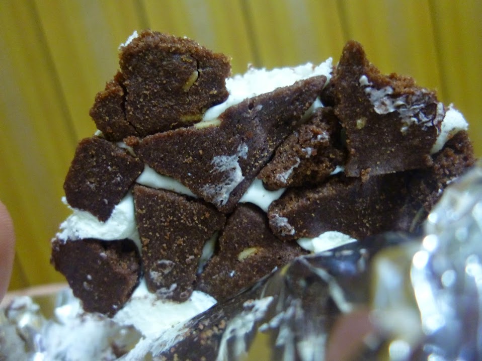 【苗栗頭份/點心】小鎮的神秘餅乾店,奶油爆炸的提拉米蘇與紅茶餅乾.蘇打夾心-杏福瓦舍