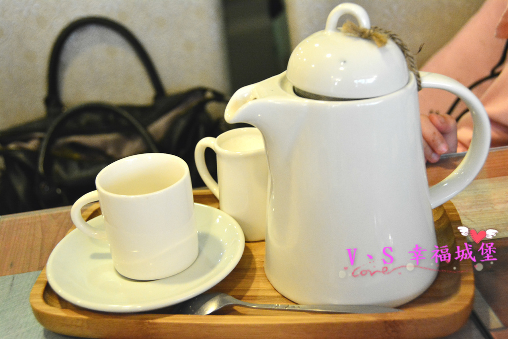 【台北美食】捷運雙連站 可可芭蕾 ~ CP值超高好吃早午餐,享用豐富下午茶,低調隱身巷弄中的寵物友善餐廳,快來讓可愛店長"可可"陪你享用美食吧 !