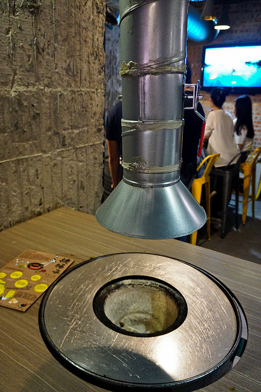 吃肉!! 用汽油桶烤來吃!! 燒桶子韓風立燒, 國父紀念館燒肉