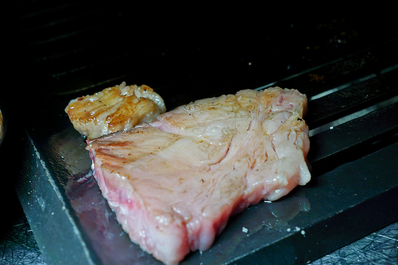 吃肉!! 用汽油桶烤來吃!! 燒桶子韓風立燒, 國父紀念館燒肉