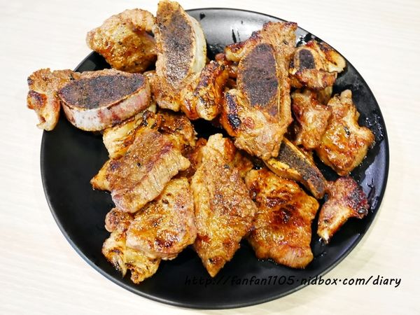 【東區韓式燒烤】燒桶子 韓風立燒 汽油桶韓式烤肉 貼心桌邊服務 (41).JPG