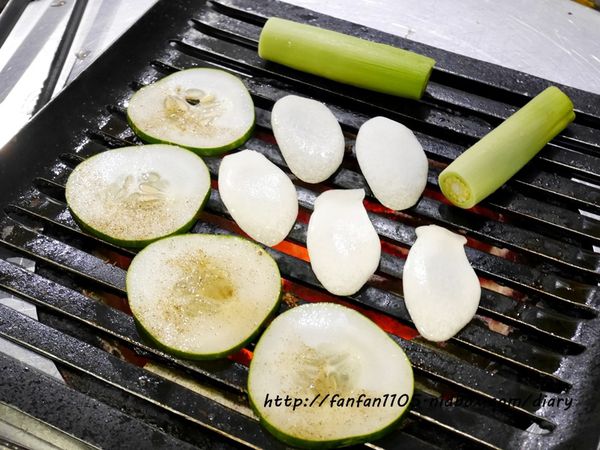 【東區韓式燒烤】燒桶子 韓風立燒 汽油桶韓式烤肉 貼心桌邊服務 (26).JPG