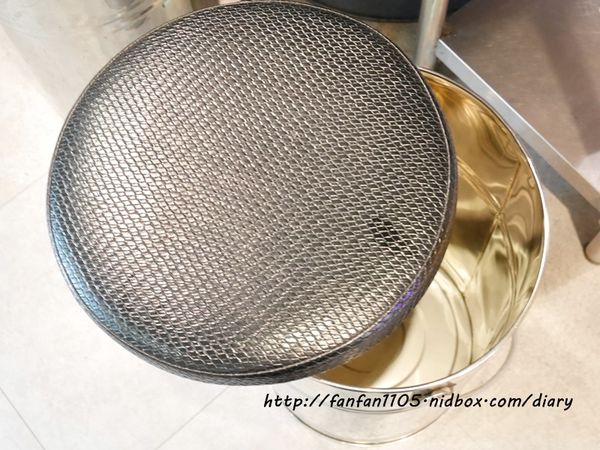 【東區韓式燒烤】燒桶子 韓風立燒 汽油桶韓式烤肉 貼心桌邊服務 (43).JPG