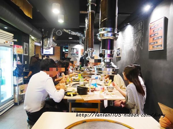 【東區韓式燒烤】燒桶子 韓風立燒 汽油桶韓式烤肉 貼心桌邊服務 (7).JPG