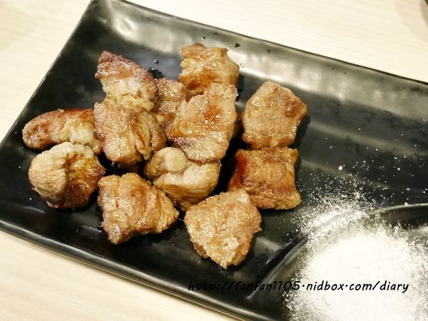 【東區韓式燒烤】燒桶子 韓風立燒 汽油桶韓式烤肉 貼心桌邊服務 (15).JPG