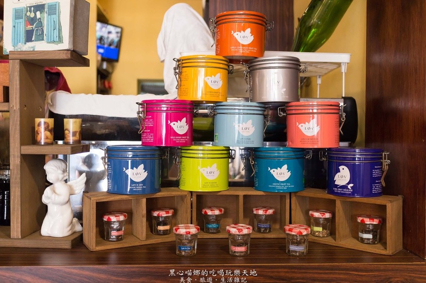 高雄苓雅︱亞力的家法式薄餅小館（榭茉瓦法式薄餅小館Chez moi）　可愛造型千層蛋糕、傳統法式薄餅的Ｑ軟好滋味，不論鹹甜都精彩！❤