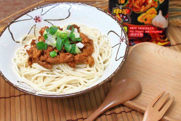 【宅配美食】三風製麵辣麵系列-比現煮還要美味的方便麵！