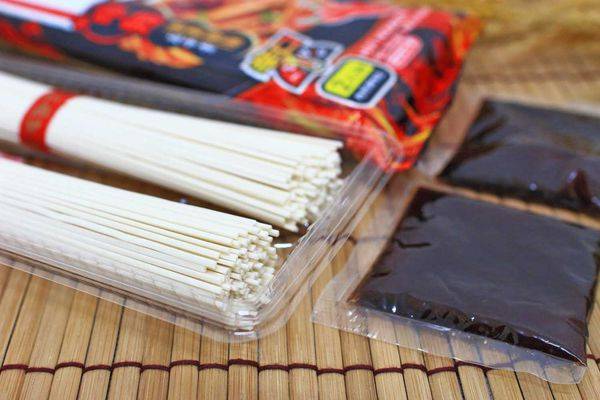 【宅配美食】三風製麵辣麵系列-比現煮還要美味的方便麵！