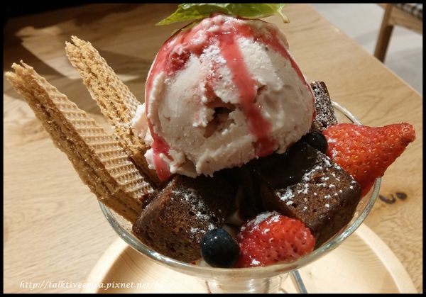 『呷』「信義區微風松高」☆ 御盤de食堂 ☆ 營養均衡定食還有媽媽的味道