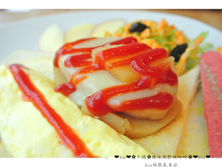 理性＆感性cafe'：【美食】oO。。平鎮　理性＆感性CAFE（近育達高中）　超厲害的立體貓抓魚拉花，這裡有喲～～oO。o○。　